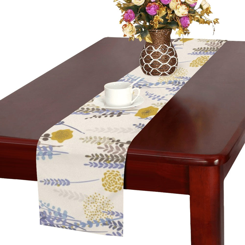 Lavender modern pattern blackground Table Runner