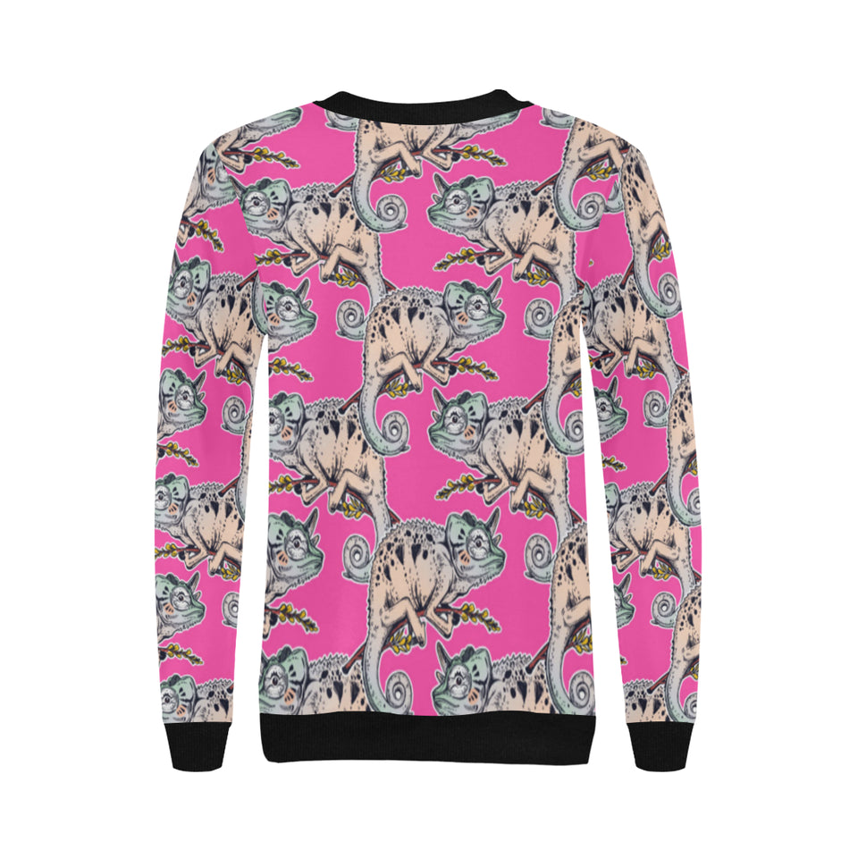 Chameleon lizard pattern pink background Women's Crew Neck Sweatshirt