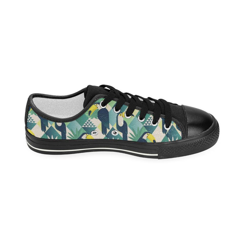 Toucan tropical leaves design pattern Kids' Boys' Girls' Low Top Canvas Shoes Black