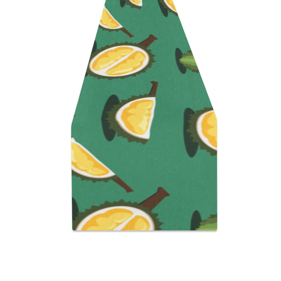 Durian pattern green background Table Runner