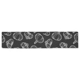 Garlic pattern black background Table Runner