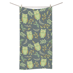 Cute owls leaves pattern Bath Towel