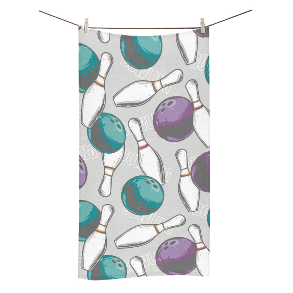 Bowling ball and pin gray background Bath Towel