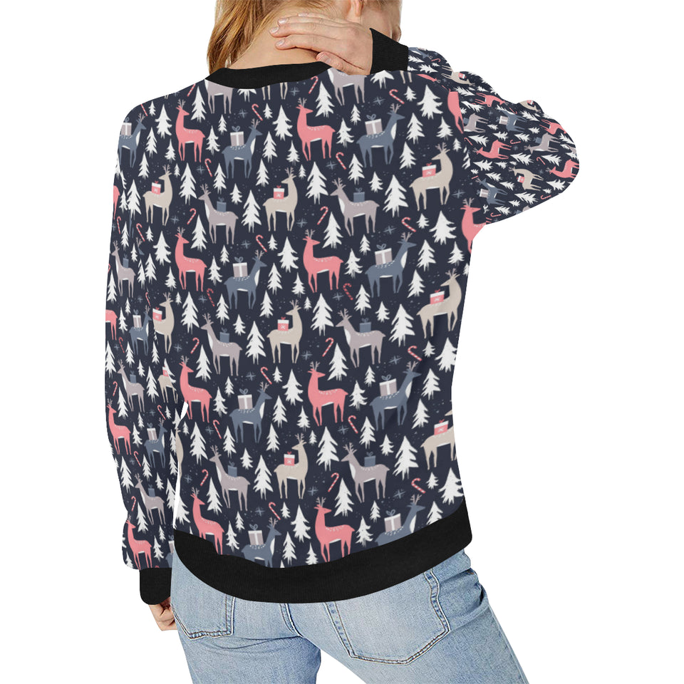 Deers Winter Christmas pattern Women's Crew Neck Sweatshirt