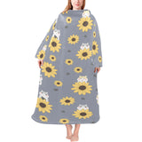 Cute hamster sunflower pattern background Blanket Robe with Sleeves