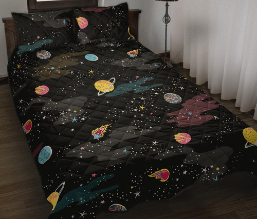 space pattern Quilt Bed Set
