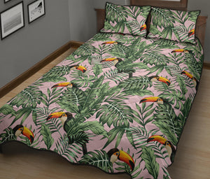 Toucan tropical green jungle palm pattern Quilt Bed Set