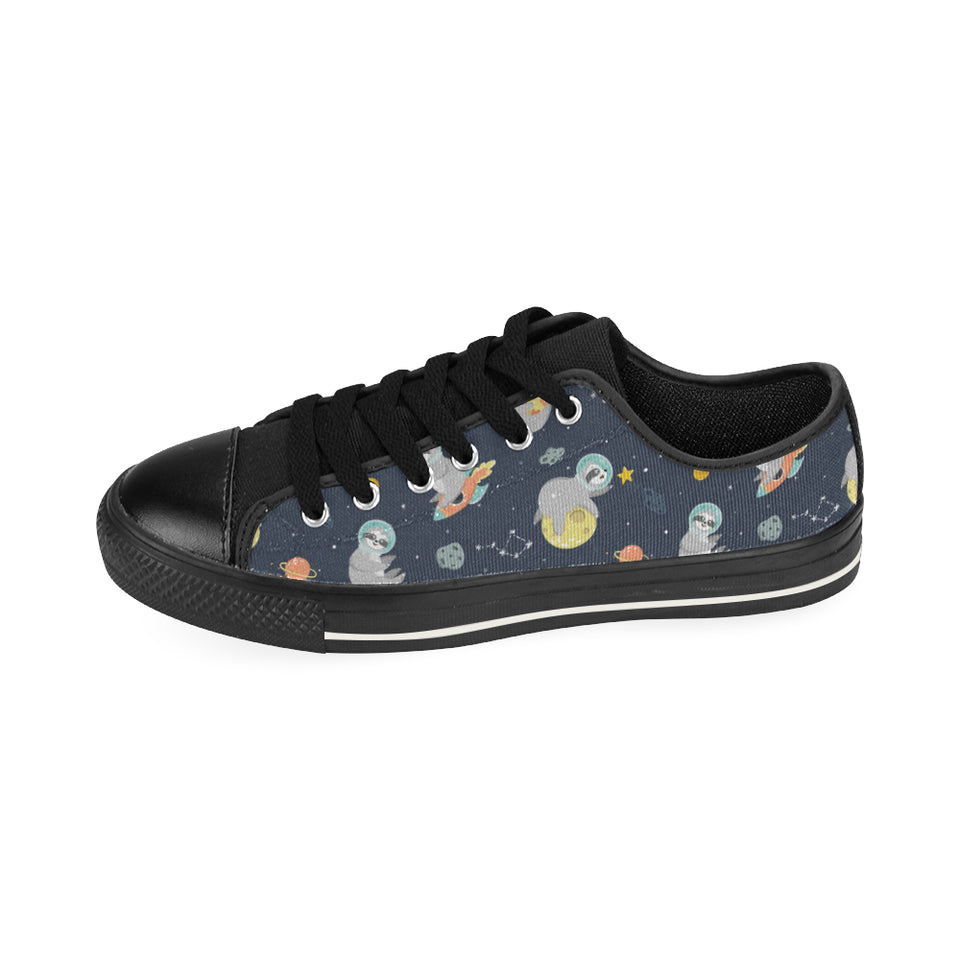 Cute sloth astronaut star planet rocket pattern Men's Low Top Canvas Shoes Black