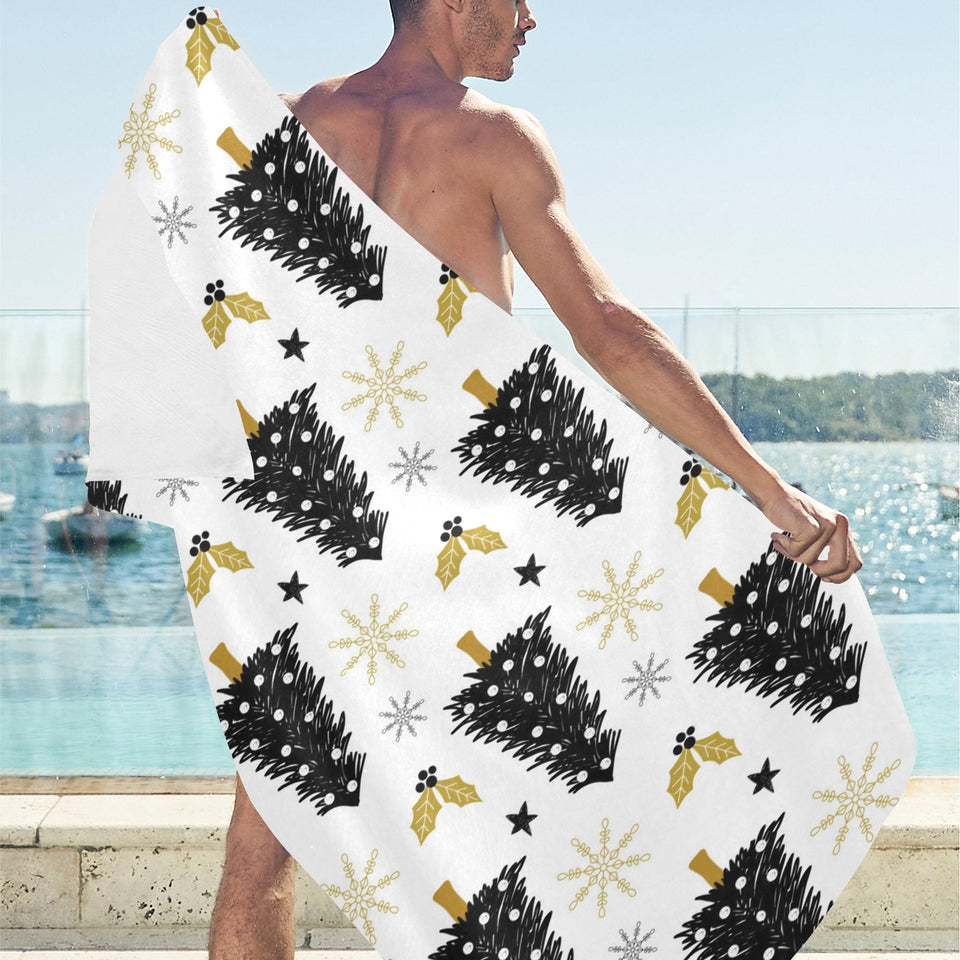 Christmas tree holly snow star pattern Beach Towel