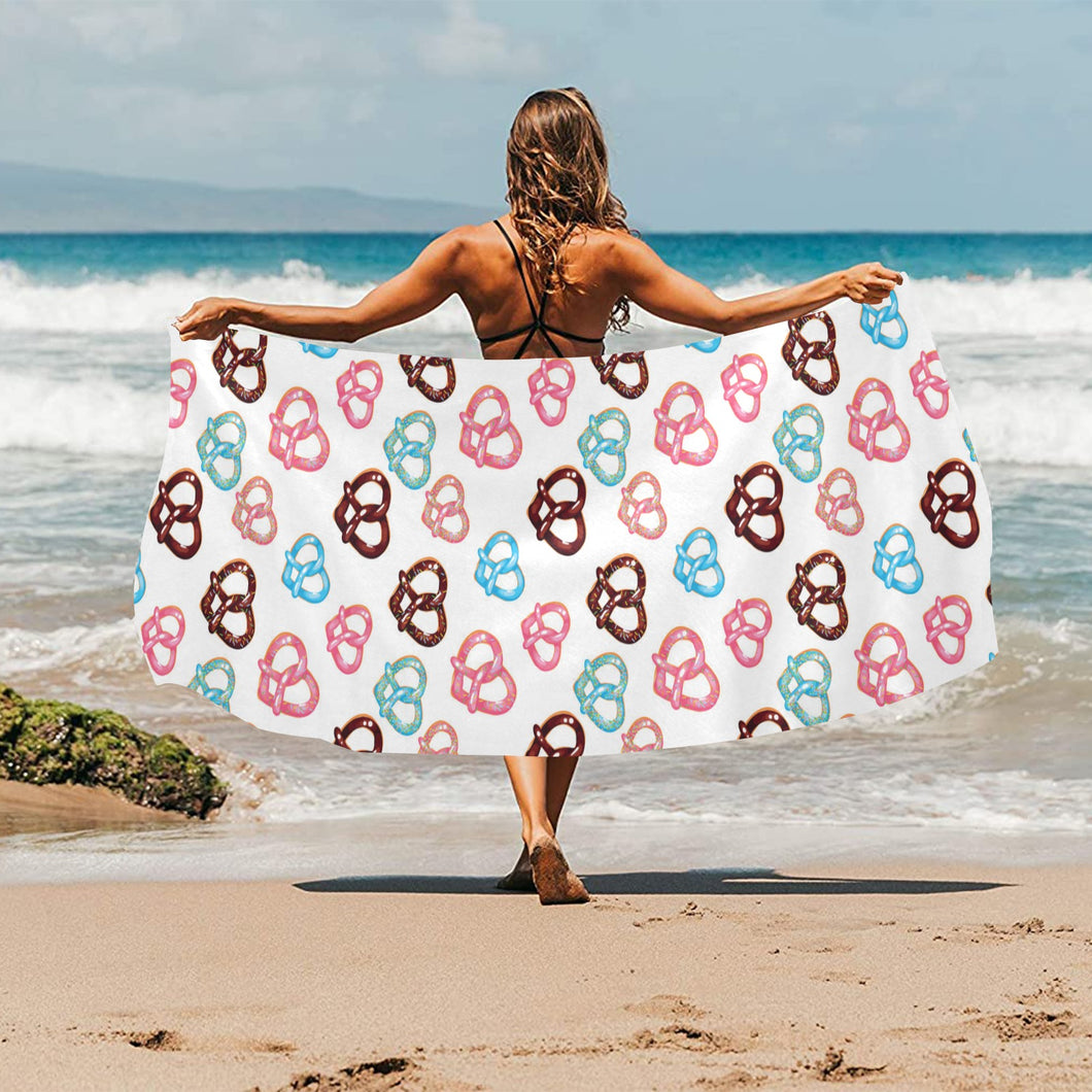 Pretzels Pattern Print Design 04 Beach Towel