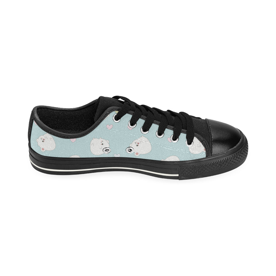 White cute hamsters heart pattern Men's Low Top Canvas Shoes Black