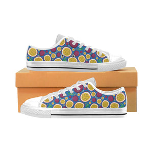 Passion fruit blue background Men's Low Top Shoes White