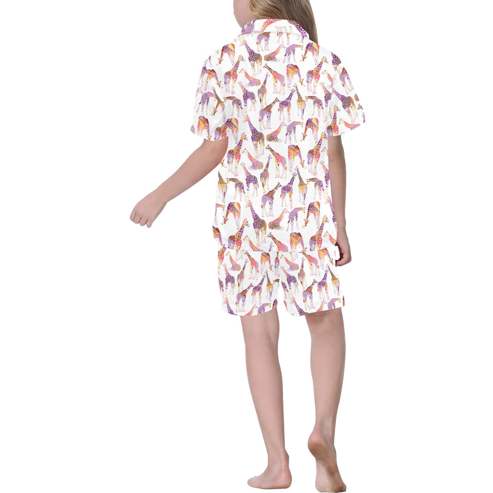 Giraffe Pattern Print Design 02 Kids' Boys' Girls' V-Neck Short Pajama Set