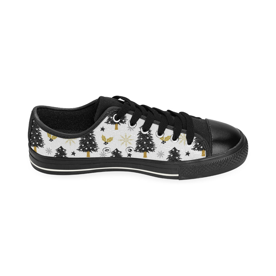 Christmas tree holly snow star pattern Men's Low Top Canvas Shoes Black
