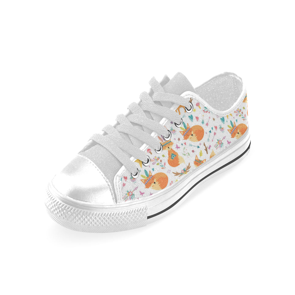 cute tribal fox pattern Men's Low Top Canvas Shoes White
