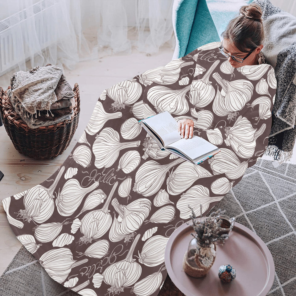 Garlic bulb dark background Blanket Robe with Sleeves