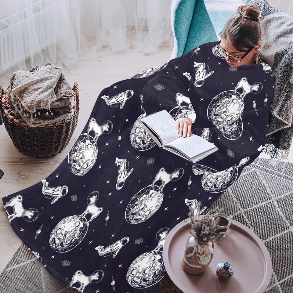 Chihuahua space helmet. astronaut pattern Blanket Robe with Sleeves