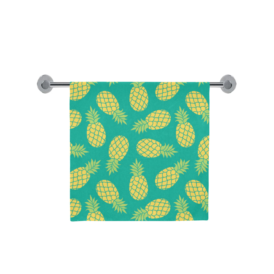 Pineapples pattern green background Bath Towel