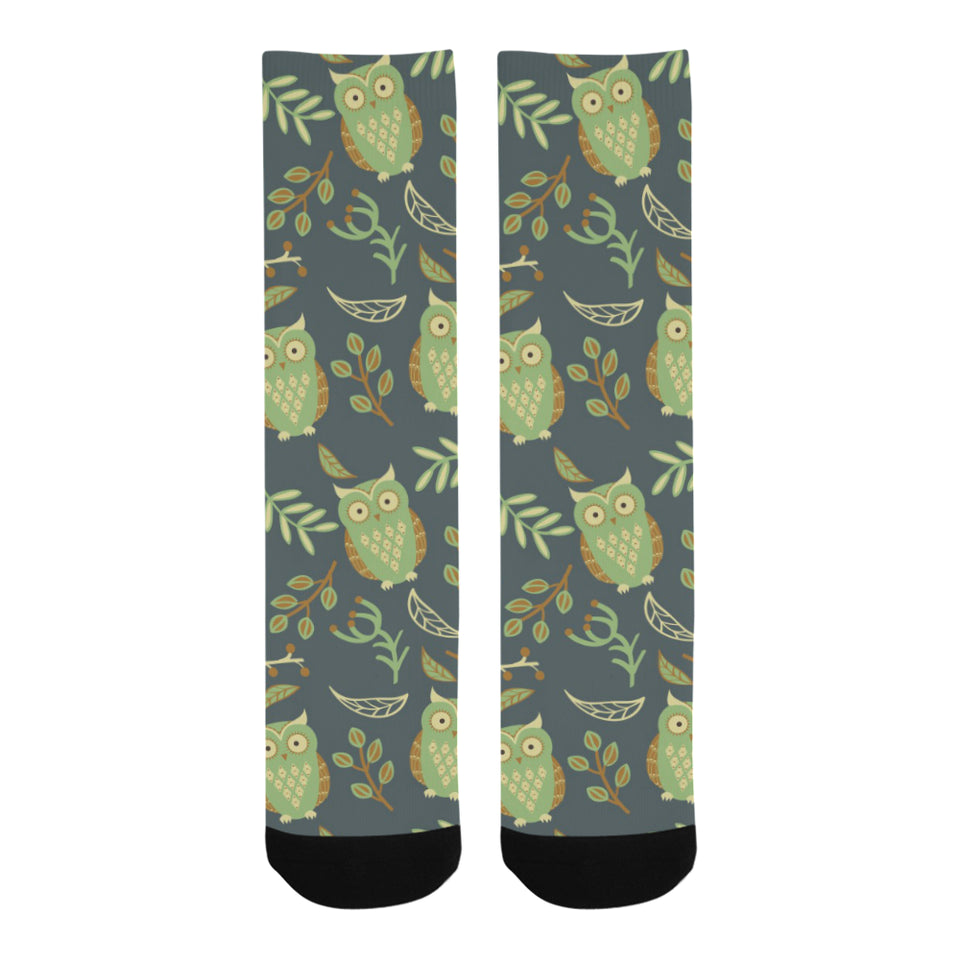 Cute owls leaves pattern Crew Socks