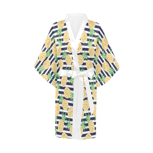Pineapples pattern striped background Women's Short Kimono Robe