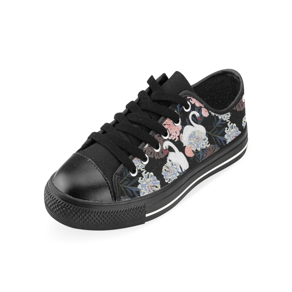 white swan blooming flower pattern Men's Low Top Canvas Shoes Black