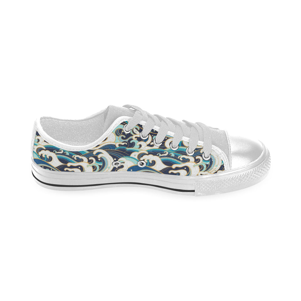 Japanese wave pattern Men's Low Top Canvas Shoes White