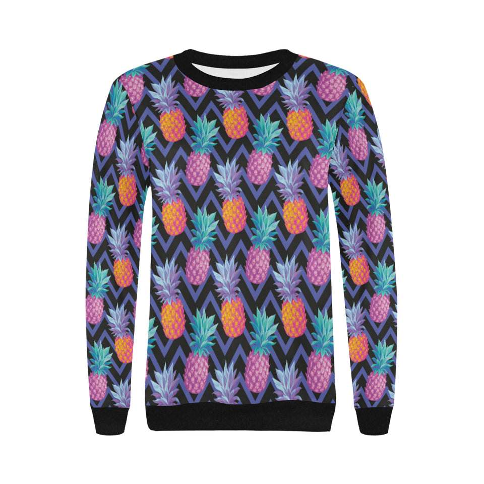 Pineapples pattern zigzag background Women's Crew Neck Sweatshirt