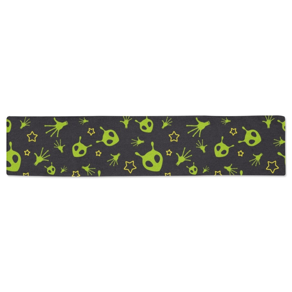 Alien Pattern Print Design 02 Table Runner