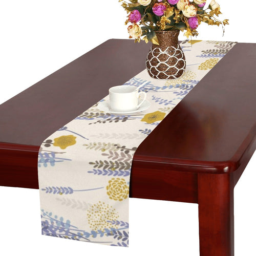 Lavender modern pattern blackground Table Runner