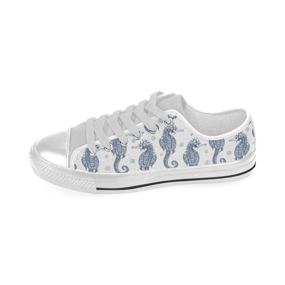 Seahorse pattern background Men's Low Top Shoes White