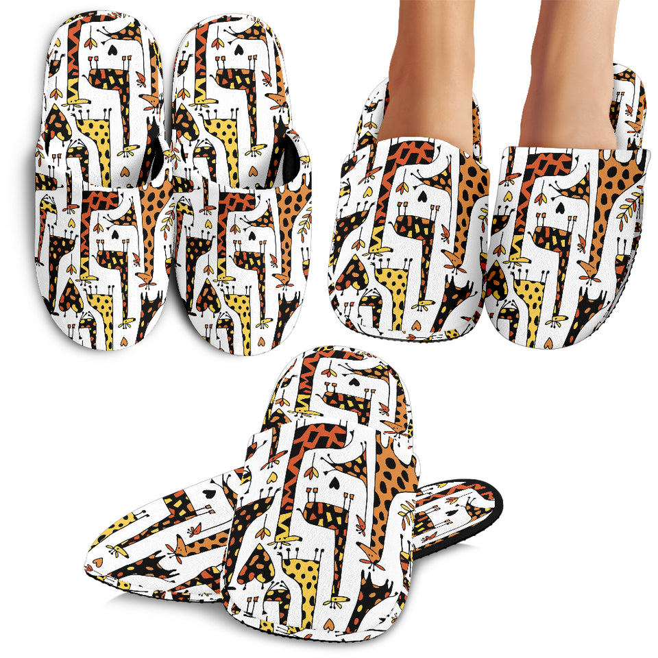 Giraffe Pattern Print Design 05 Slippers