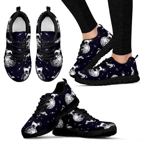 Chihuahua Space Helmet Astronaut Pattern Women'S Sneaker Shoes