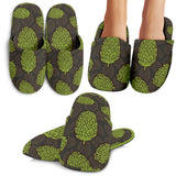 Hop Pattern Black Background Slippers