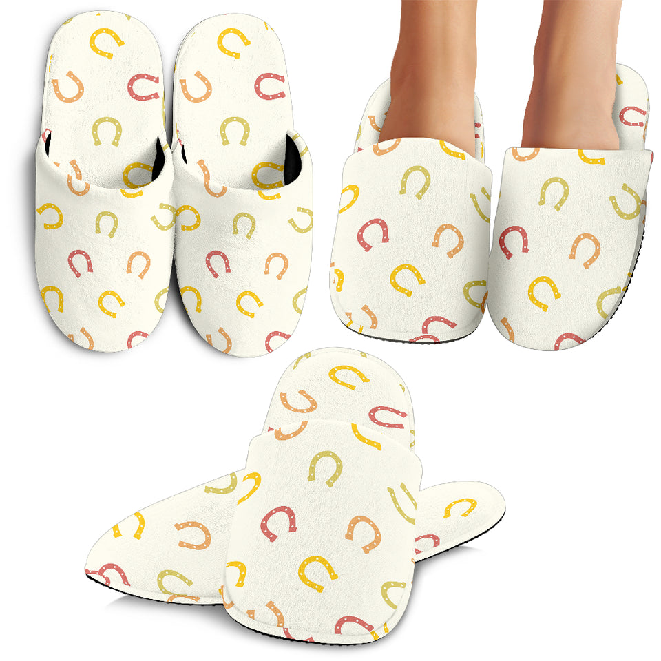 Horseshoes Pattern Print Design 02 Slippers