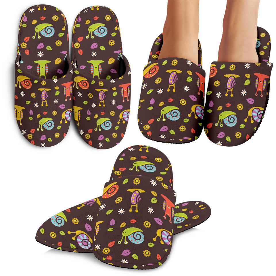 Snail Pattern Print Design 02 Slippers