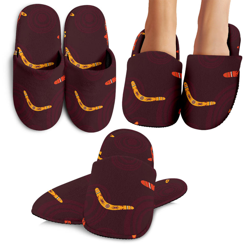 Boomerang Australian Aboriginal Ornament Circle Black Background Slippers
