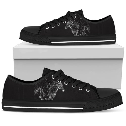 Black Horse Women'S Low Top Shoe