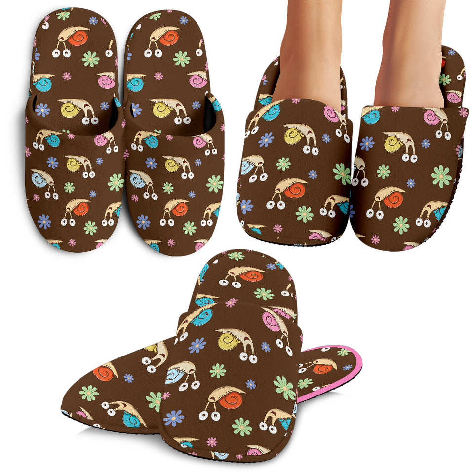 Snail Pattern Print Design 03 Slippers