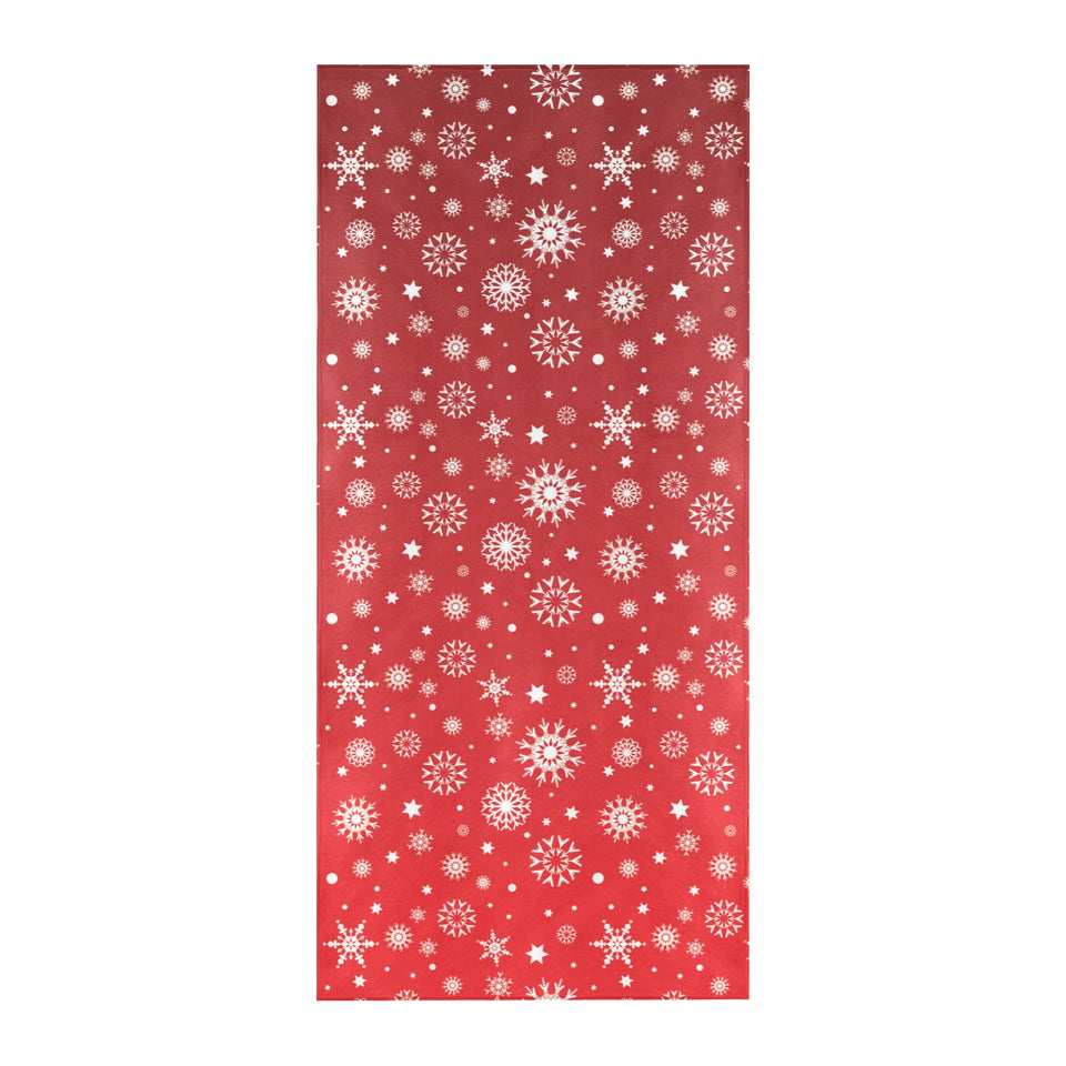 Snowflake pattern red background Beach Towel