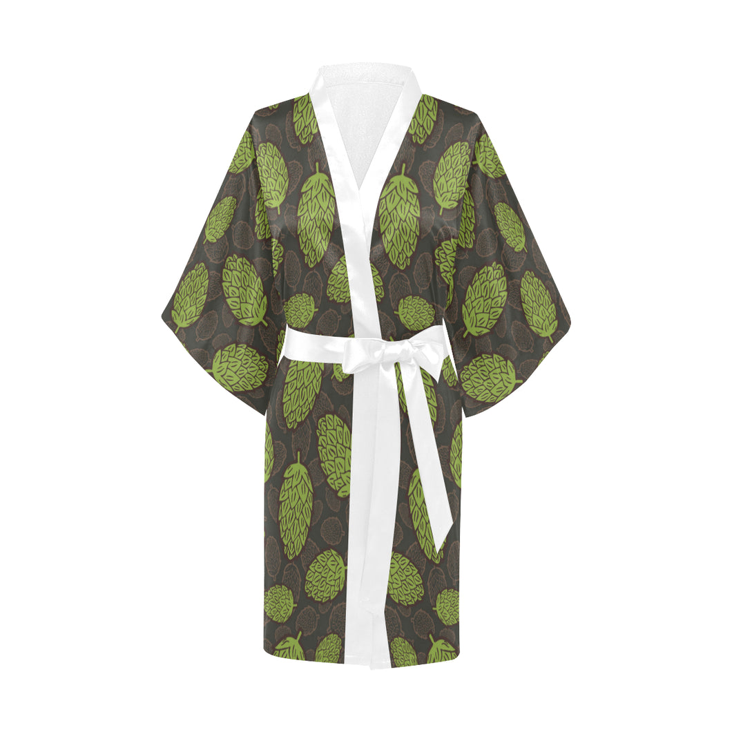 Hop pattern black background Women's Short Kimono Robe