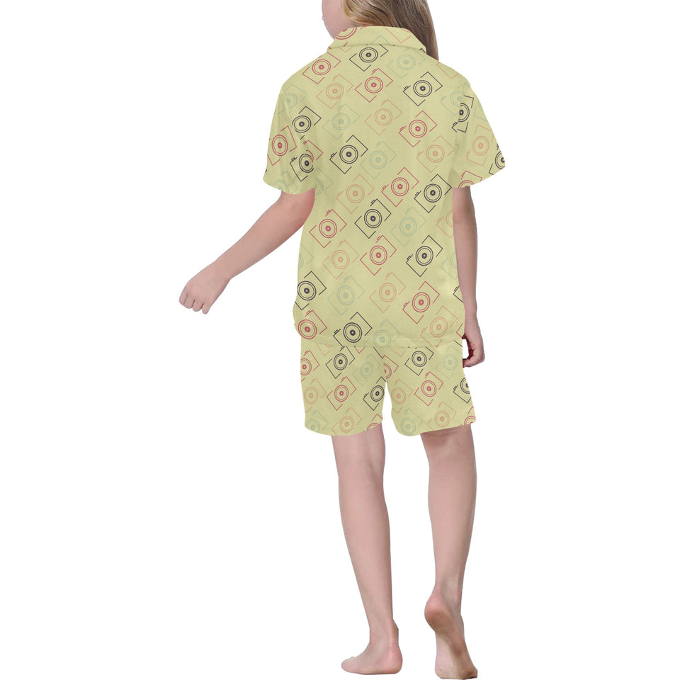 Camera Pattern Print Design 01 Kids' Boys' Girls' V-Neck Short Pajama Set