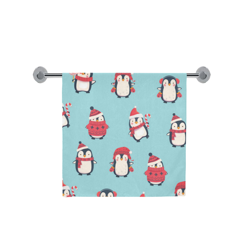 Cute penguin christmas design pattern Bath Towel