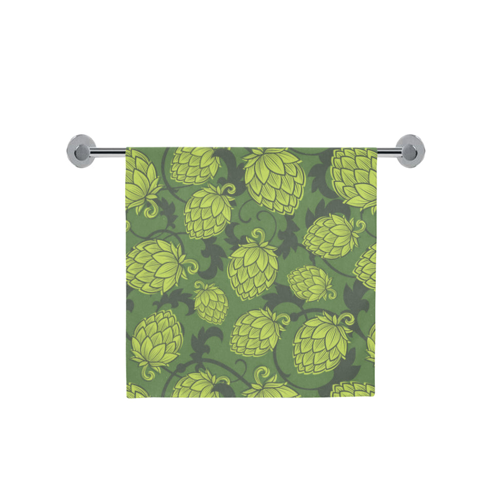 Hop pattern Hop cone background Bath Towel