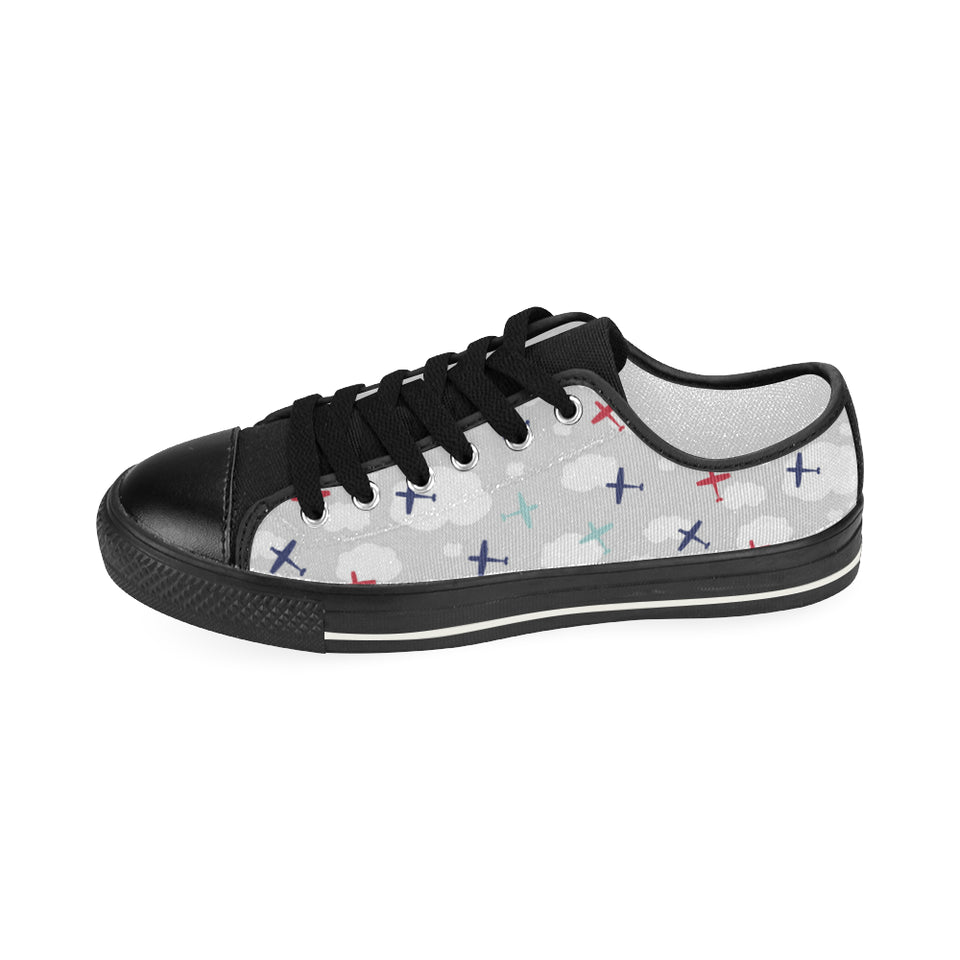 Airplane cloud grey background Women's Low Top Canvas Shoes Black
