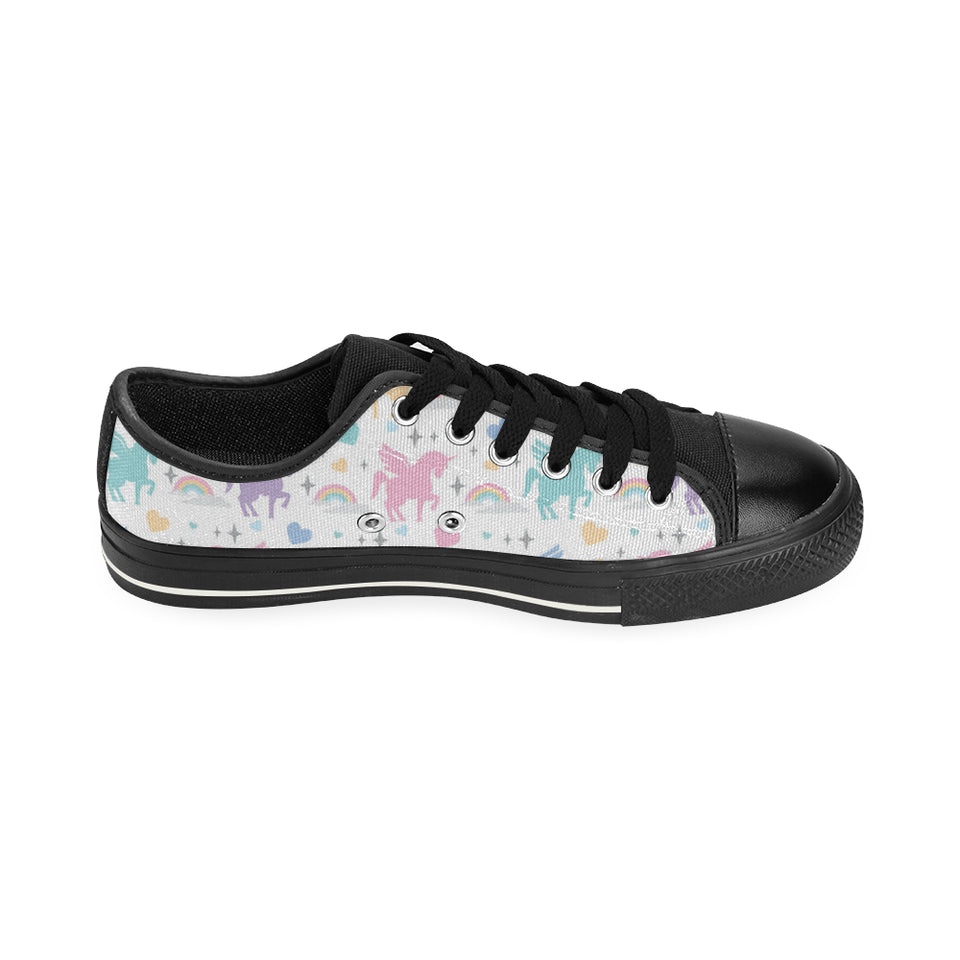 colorful unicorn rainbow heart pattern Men's Low Top Canvas Shoes Black