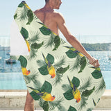 Beautiful parrot palm leaves pattern Beach Towel
