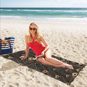 Gold peacock feather pattern Beach Towel