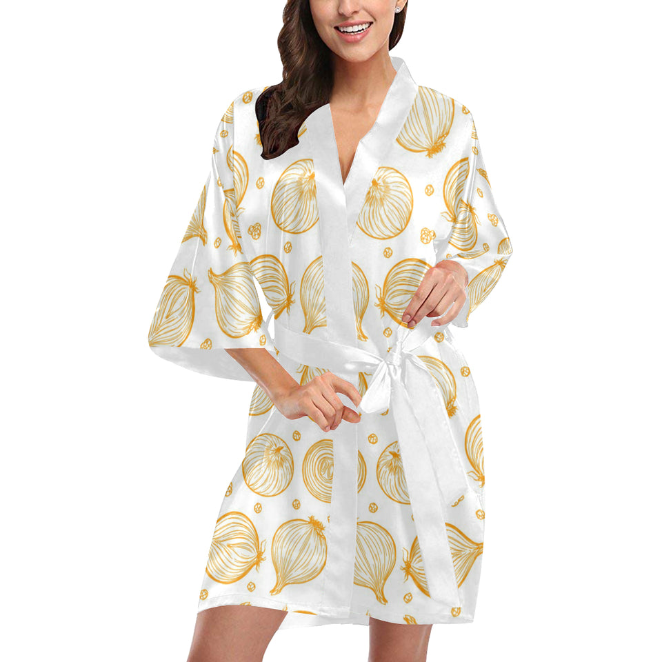 hand drawn onion pattern Women's Short Kimono Robe
