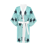 Sea turtle with blue ocean backgroud Women's Short Kimono Robe