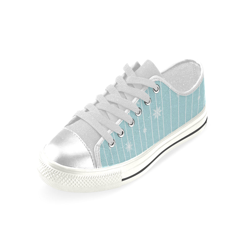 Snowflake pattern blue stripe background Women's Low Top Canvas Shoes White
